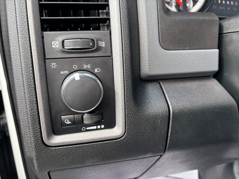 Used 2018 RAM 2500 Tradesman w/ Protection Group AWD/4WD image 15