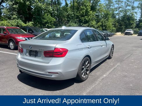 Used 2017 BMW 330i Sedan RWD image 7