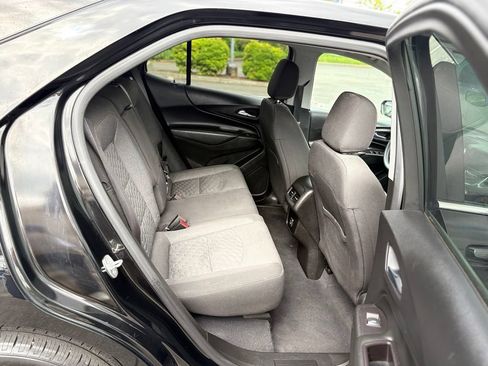 Used 2021 Chevrolet Equinox LT FWD image 24