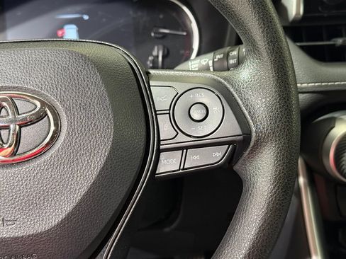 Certified 2025 Toyota RAV4 XLE AWD/4WD image 24