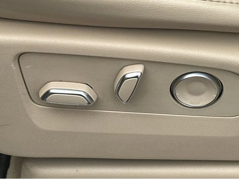 Certified 2024 Cadillac Escalade Premium Luxury RWD image 36