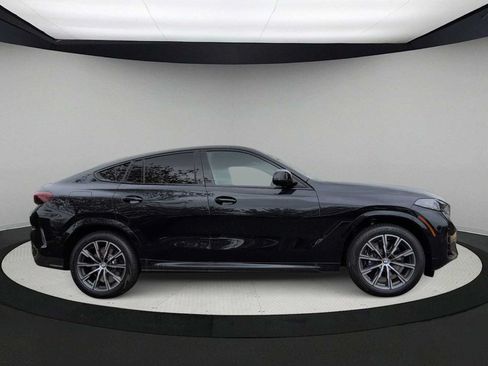 Used 2026 BMW X6 M60i AWD/4WD image 9