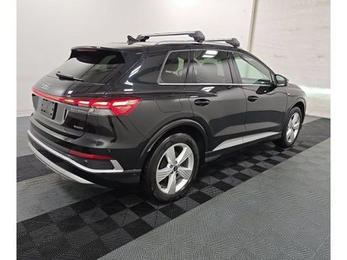 Used 2024 Audi Q4 e-tron Premium Plus w/ Premium Plus AWD/4WD image 3