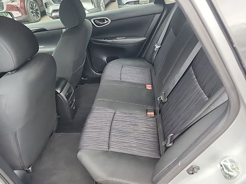 Used 2019 Nissan Sentra SV FWD image 31