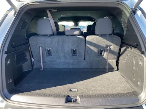Used 2024 Chevrolet Traverse LS image 23