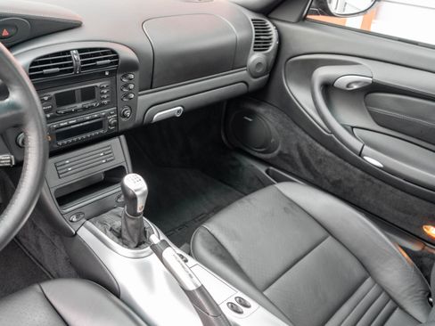 Used 2003 Porsche 911 Carrera 4S AWD/4WD image 14