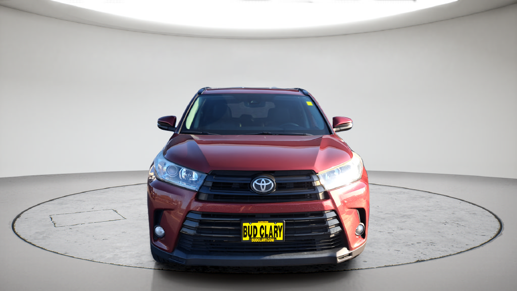 Used 2018 Toyota Highlander SE AWD/4WD image 2