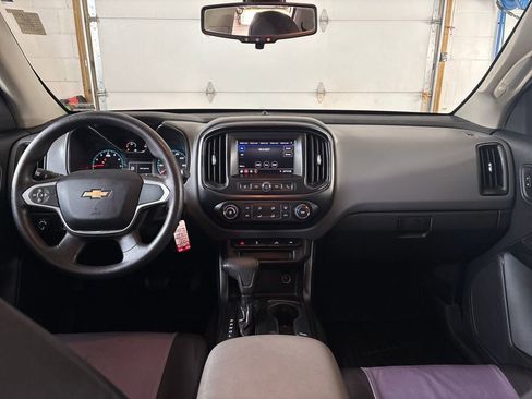 Used 2020 Chevrolet Colorado W/T w/ Custom Special Edition image 16