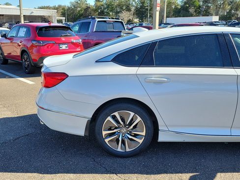 Certified 2022 Honda Accord EX-L image 6