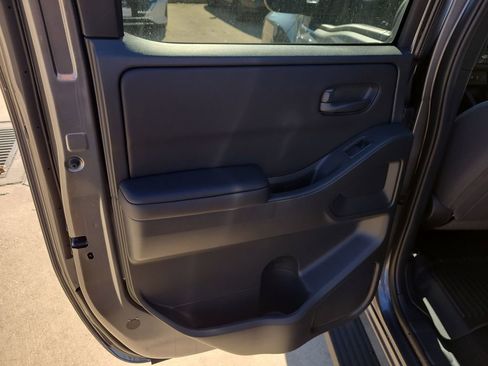 New 2026 Nissan Frontier SV w/ All-Weather Content Package AWD/4WD image 12