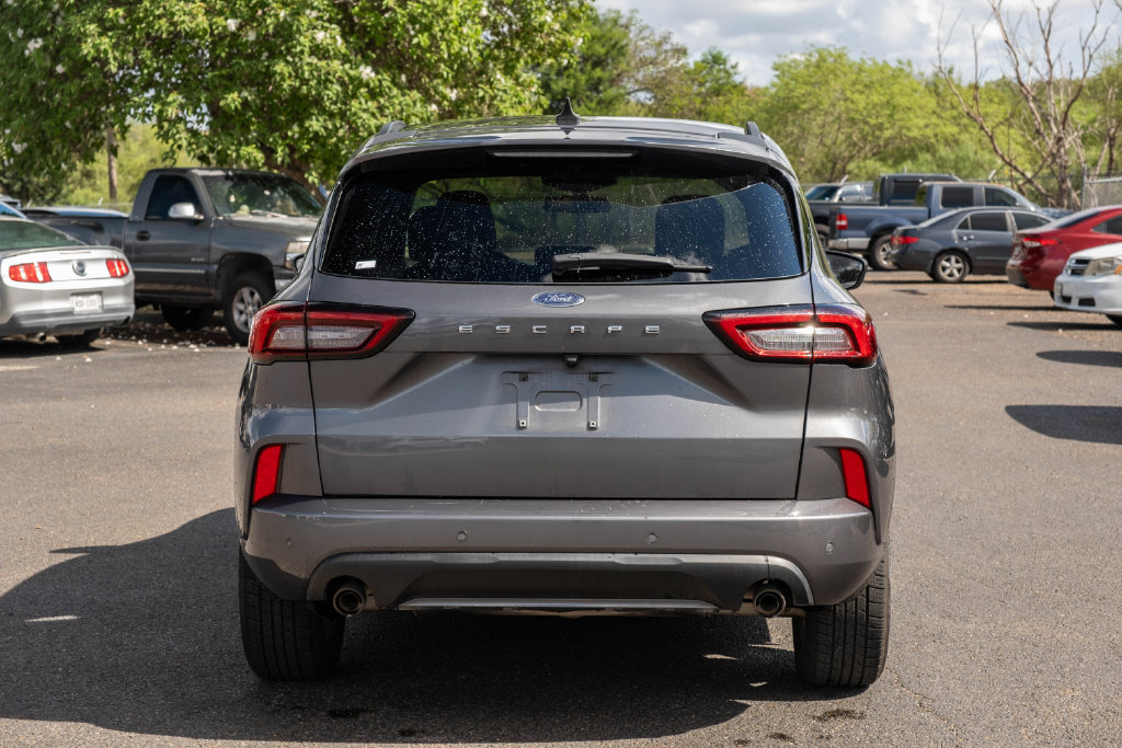 Used 2023 Ford Escape ST-Line w/ Tech Pack #1 FWD image 4