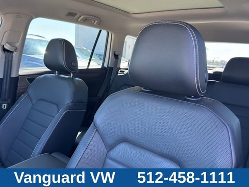 Used 2024 Volkswagen Atlas SEL AWD/4WD image 12