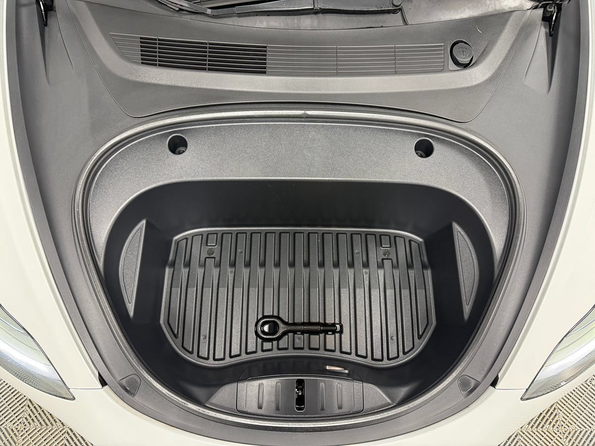 Used 2023 Tesla Model 3 Standard Range RWD image 30