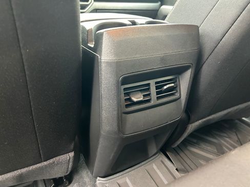 Used 2025 Chevrolet Colorado W/T image 37