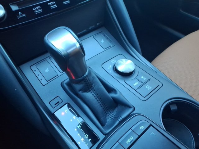 Used 2025 Lexus IS 350 F Sport w/ Accessory Package 2 RWD image 20