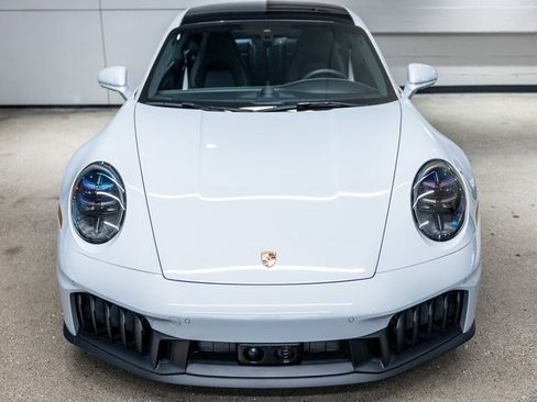 Used 2025 Porsche 911 Carrera 4 GTS image 11