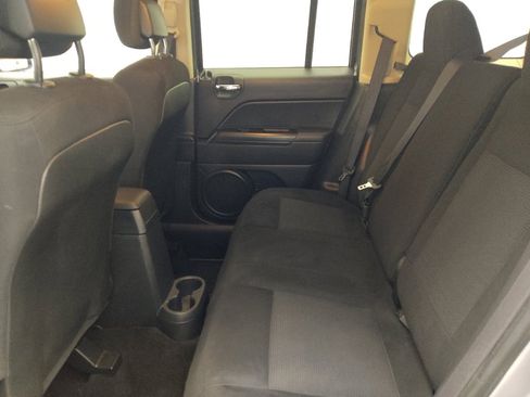 Used 2014 Jeep Patriot Sport w/ Power Value Group FWD image 18