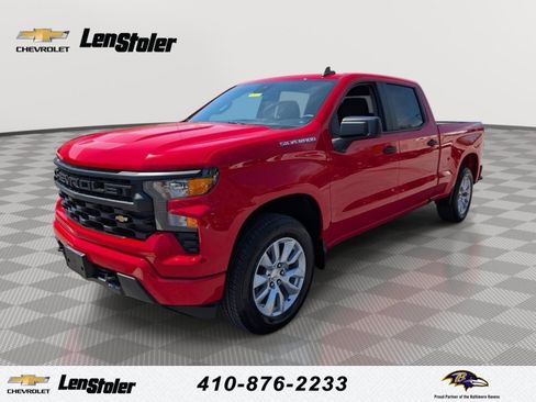 Used 2024 Chevrolet Silverado 1500 Custom image 1