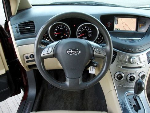 Used 2010 Subaru Tribeca Limited image 19