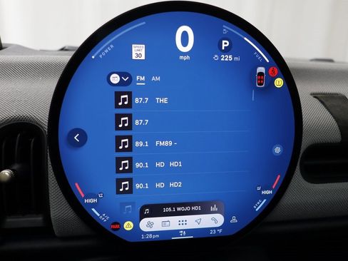 Certified 2025 MINI Cooper 2-Door Hardtop image 9