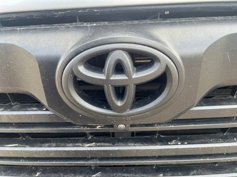 Used 2024 Toyota Tundra Limited AWD/4WD image 24