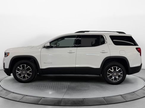 Used 2023 GMC Acadia SLT w/ Preferred Package AWD/4WD image 3