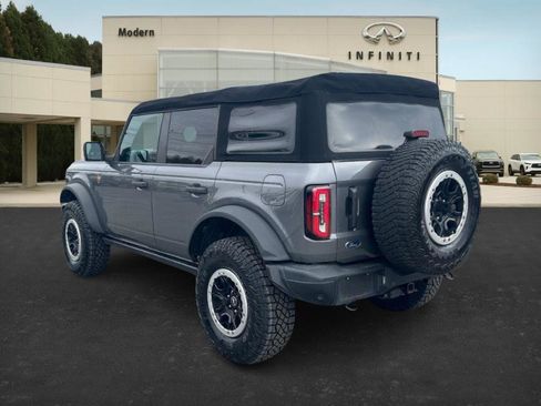 Used 2021 Ford Bronco Badlands image 7