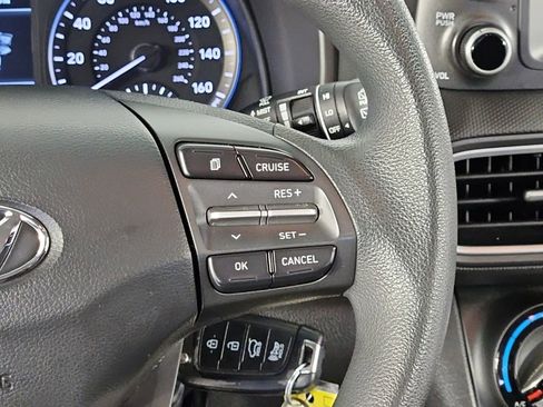 Used 2019 Hyundai Kona SE FWD image 27