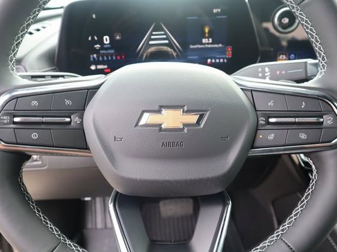 New 2026 Chevrolet Traverse LT w/ Driver Confidence Package image 3