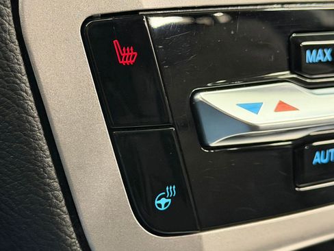 Used 2023 Ford Explorer XLT w/ Equipment Group 202A image 27