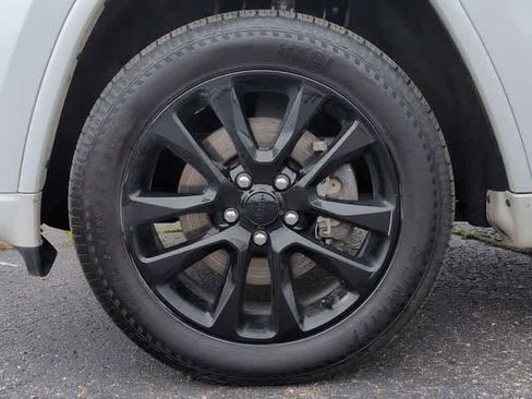 Used 2021 Jeep Grand Cherokee Laredo X AWD/4WD image 13