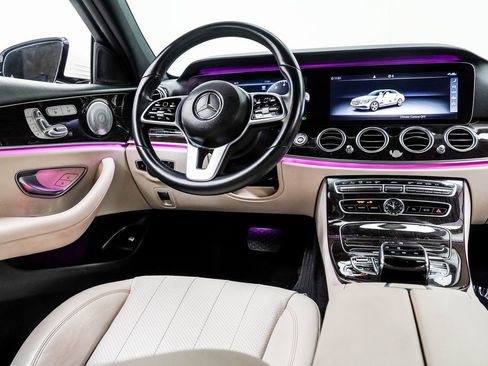 Used 2020 Mercedes-Benz E 450 4MATIC Sedan w/ Parking Assistance Package image 19