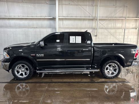 Used 2018 RAM 1500 Laramie w/ Convenience Group image 36