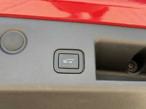 Used 2024 Chevrolet Equinox RS w/ LPO, Floor Liner Package image 11