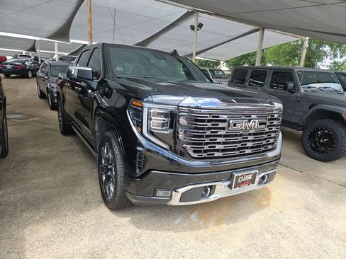 Used 2024 GMC Sierra 1500 Denali Ultimate AWD/4WD image 3