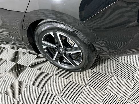 Certified 2025 Nissan Sentra SV FWD image 38