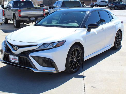 Used 2023 Toyota Camry XSE image 2