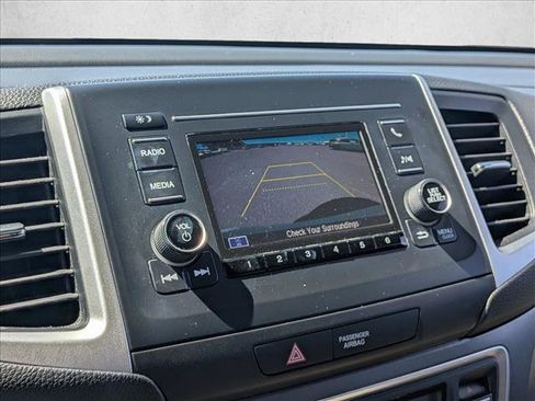 Used 2018 Honda Pilot LX image 13