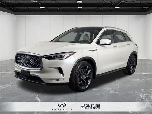 Used 2019 INFINITI QX50 Essential w/ Sensory Package image 1