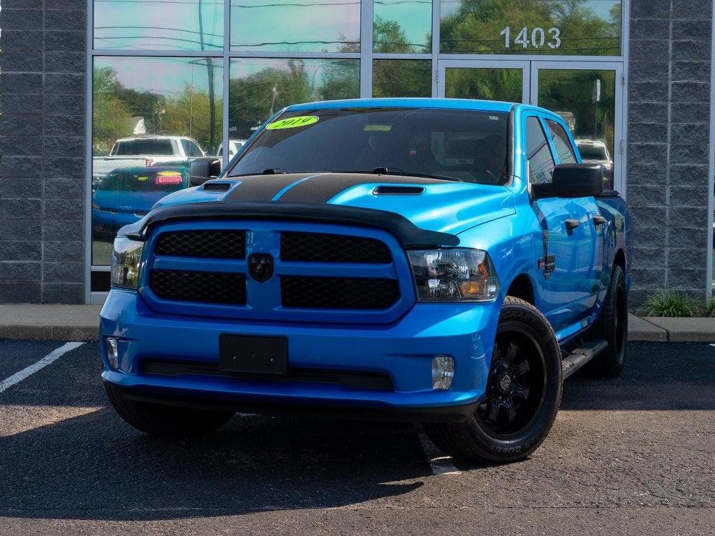 Used 2019 RAM 1500 Express w/ Hydro Blue Sport Package AWD/4WD image 6