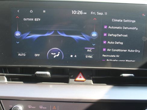 Certified 2024 Kia Sportage EX FWD image 43