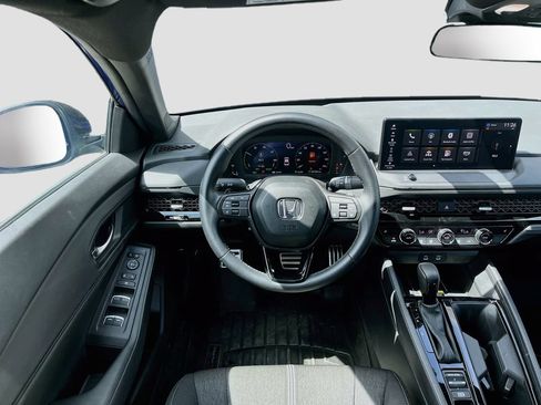 Used 2025 Honda Accord Sport image 21