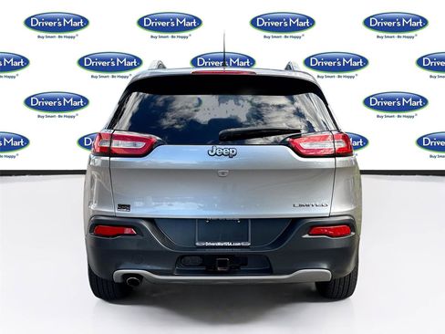 Used 2015 Jeep Cherokee Limited w/ Trailer Tow Group image 7
