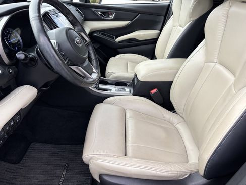 Used 2022 Subaru Ascent Limited image 13