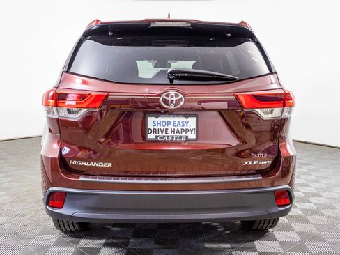 Used 2017 Toyota Highlander XLE AWD/4WD image 20