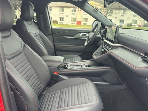 New 2026 Ford Explorer ST-Line w/ ST-Line Street Pack AWD/4WD image 13