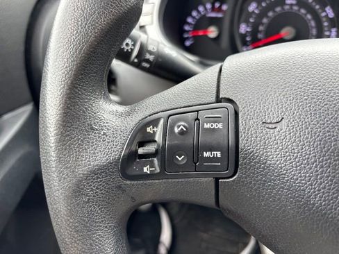 Used 2015 Kia Sportage LX FWD image 17