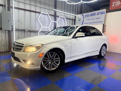 Used 2009 Mercedes-Benz C 300 Sedan image 8