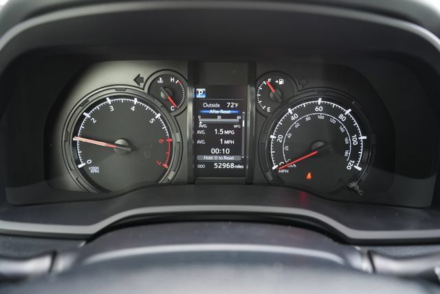 Used 2024 Toyota 4Runner SR5 Premium w/ Moonroof Package AWD/4WD image 26