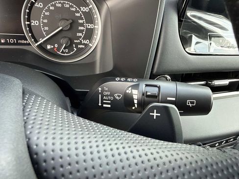 New 2026 Mitsubishi Outlander SE FWD image 35